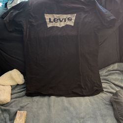 Levi’s Shirt