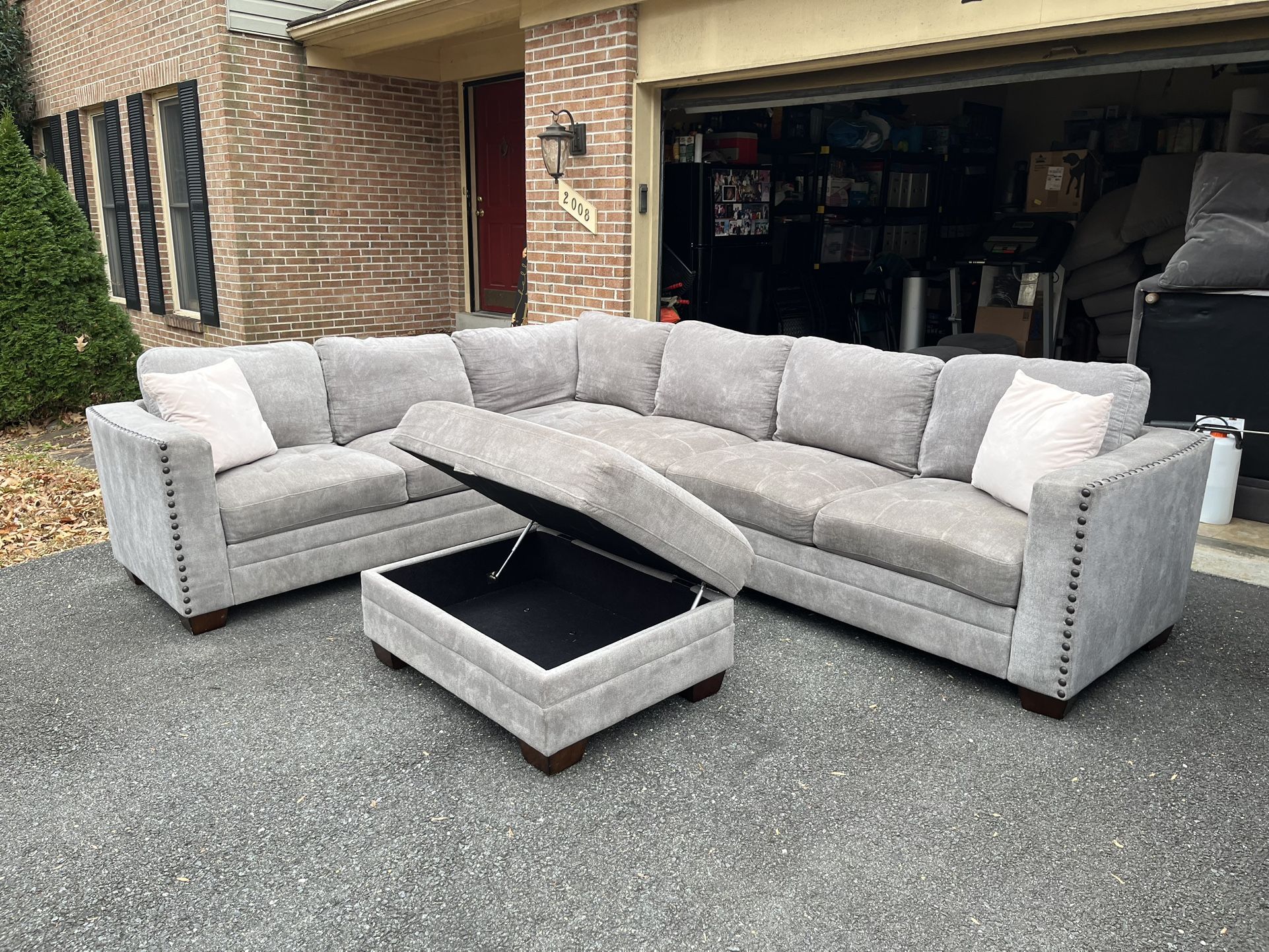 Free Delivery - Costco Thomasville Sofa + Ottoman