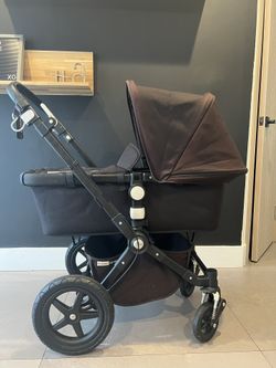 BUGABOO CHAMELEON Plus Accessories ( Bassinet, 2 Liners, Plus Bugaboo Bag Organizer)  
