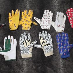 College Gloves 