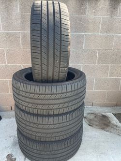 4 tires 235/45/18