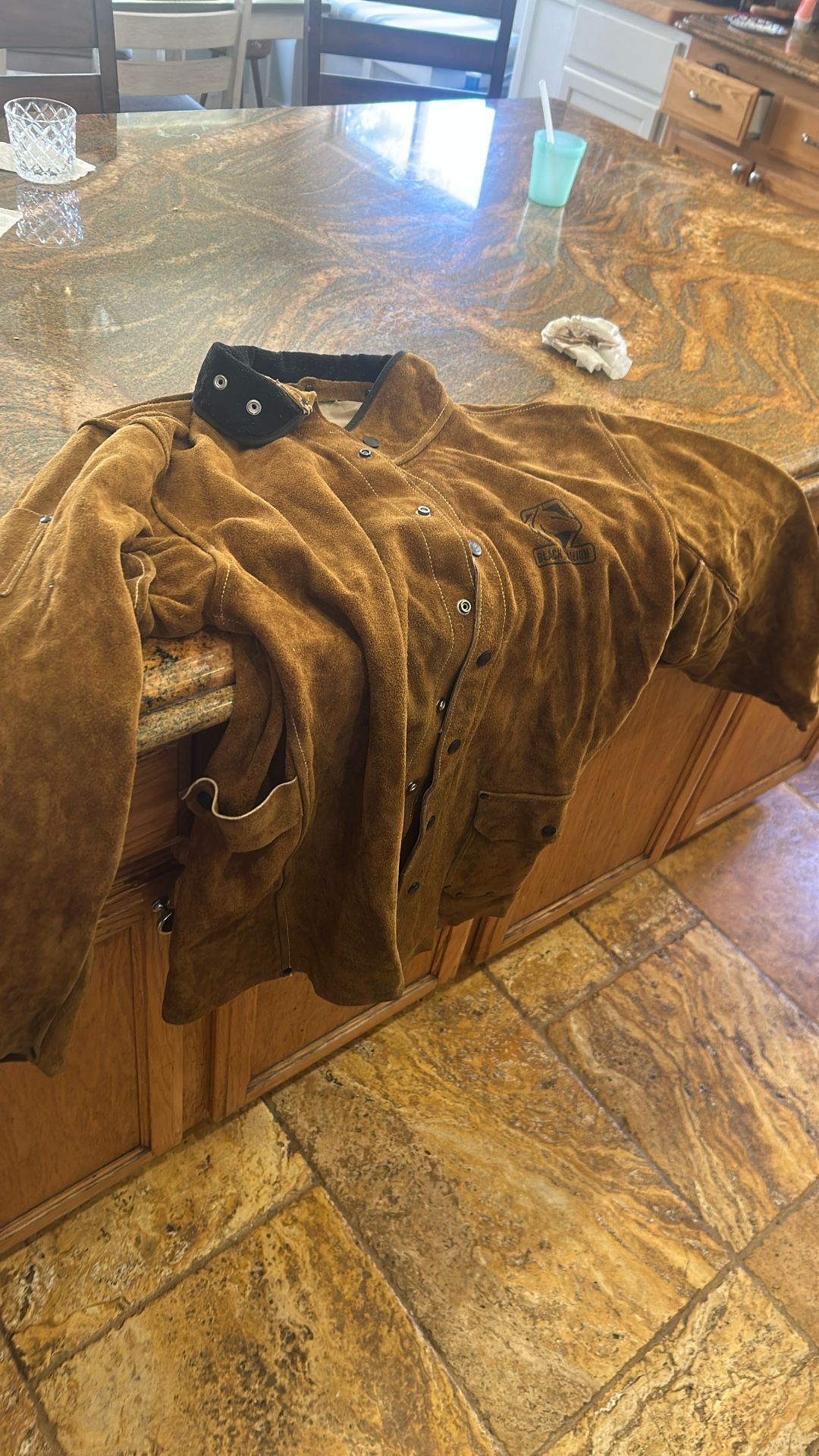 black stallion cowhide welding jacket