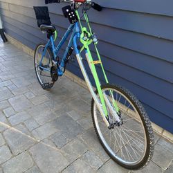 Squatted by bike custom-made