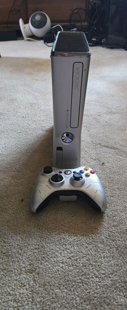 Xbox 360 Slim Halo Reach Edition 1TB RGH w/ Controller Near Mint