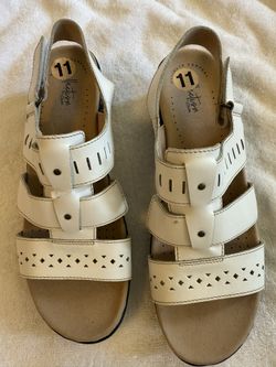 Sandals  Clark Brand 