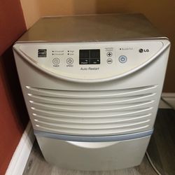 LG - 45-Pint Dehumidifier - Gray Model:LD451EGL