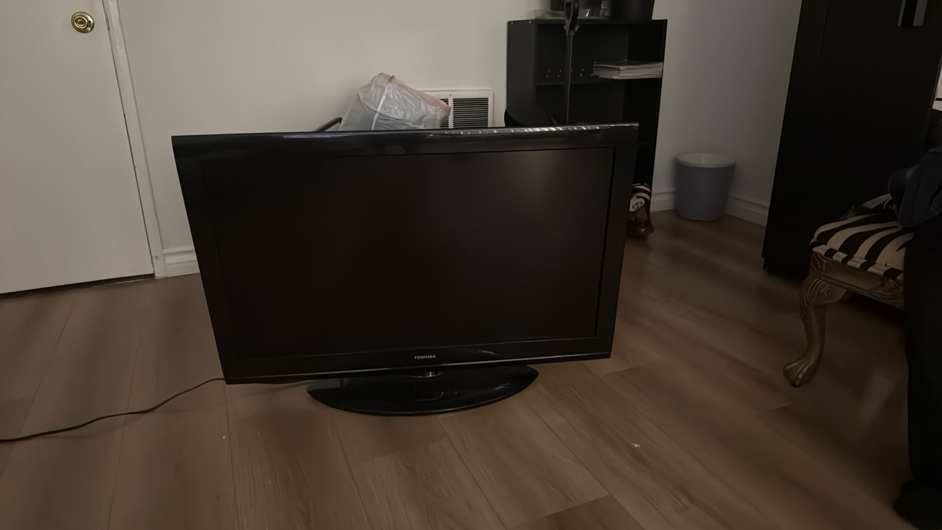 Toshiba Tv 32-35 Inch