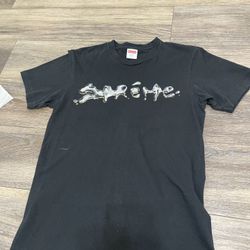 Supreme T Shirt Size Small