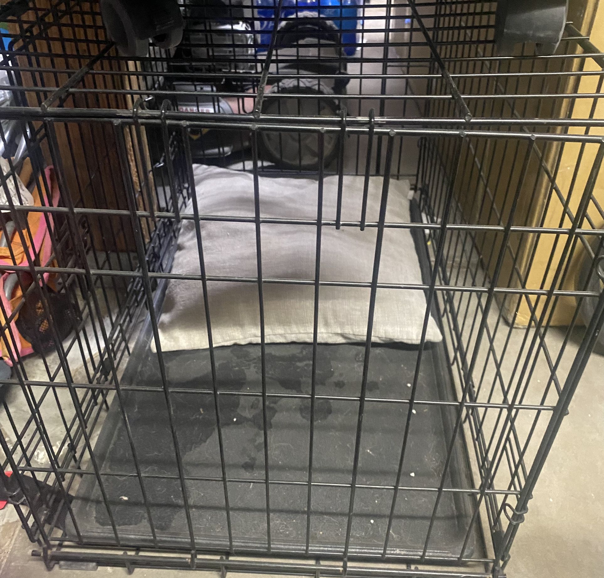 Small / Med Dog Crate 