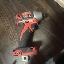Milwaukee m18 impact driver