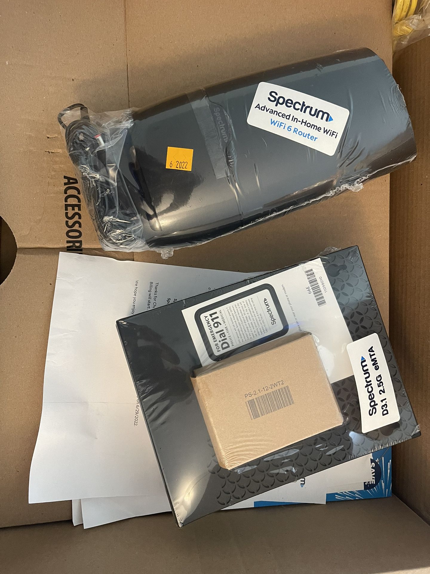 Spectrum Modem And WiFi Router