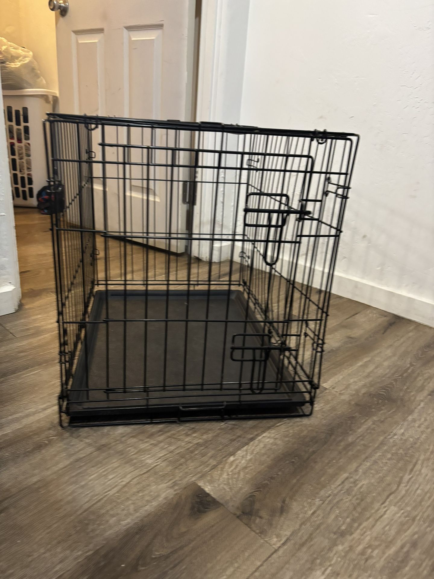 S dog cage