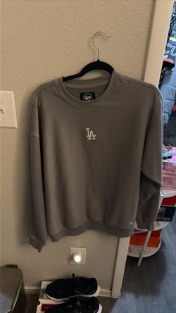 Los angeles dodgers a sweater size medium