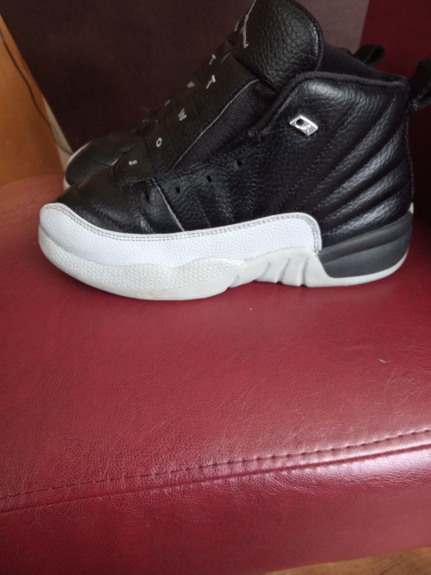 Jordan 12 Barons Size 2y
