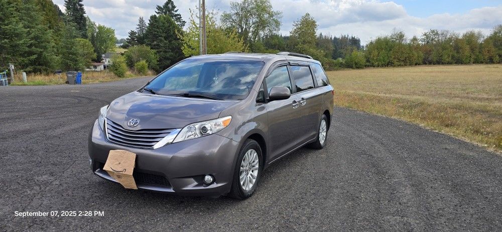 2017 Toyota Sienna