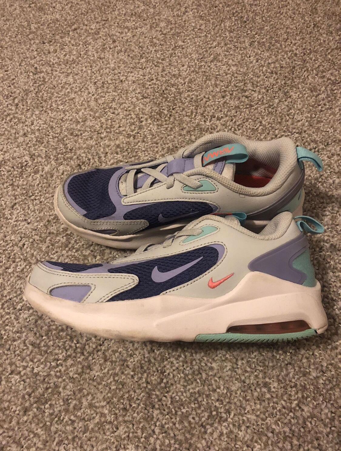 Girl’s Nike Air Max