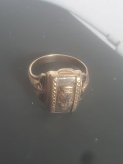 10k Solid gold Class Ring