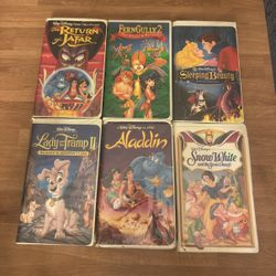 Disney VHS Tapes Bundle - Aladdin, Snow White, Sleeping Beauty + More!