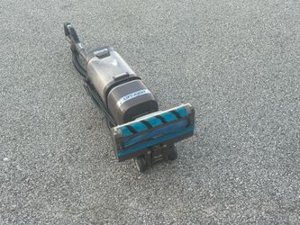Shark vacuum