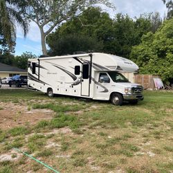 2020 Jayco  Greyhawk Ford 450  MINT CONDITION!