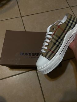 Burberry shoes