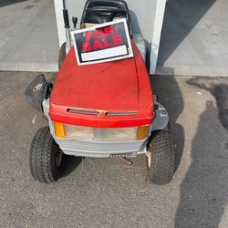 Lawn Tractor