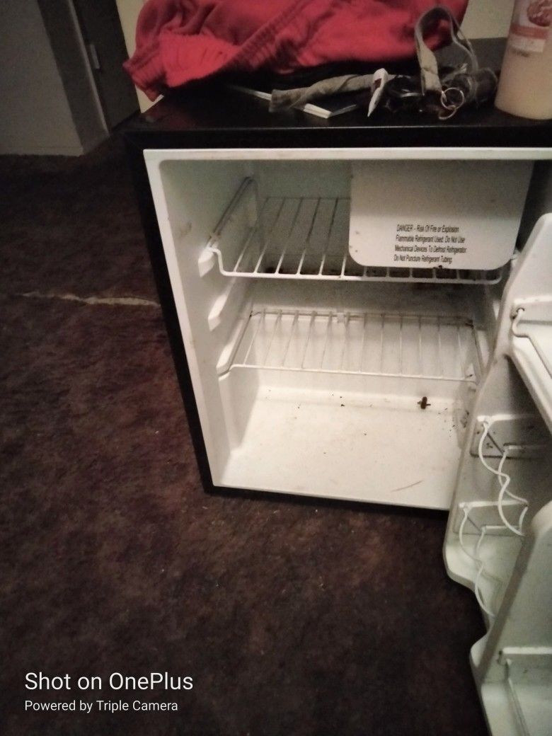 Small refrigerator