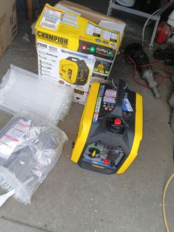 Champion
2500/1850-Watt Recoil Start Dual Fuel Gasoline and Propane Inverter Generator w/ Quiet Technology,