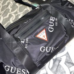 NWOT Black GUESS duffle Bag with Logo