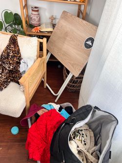 Free bag of clothes and small desk