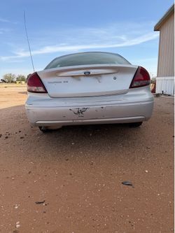 2005 Ford Taurus
