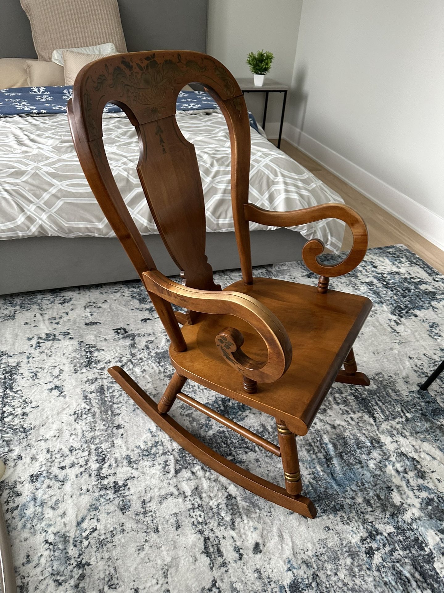 Rocking Chair Like New 40$ 