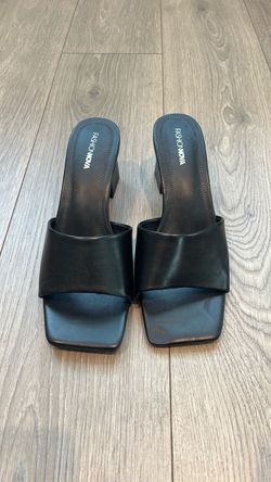 FashionNova women’s shoes