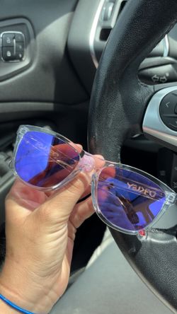 Women’s Oakley Sunglasses