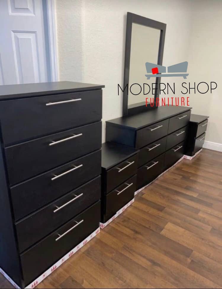 Dresser With Mirror, Chest And 2 Nightstands - Comoda Con Espejo, Gavetero Y Dos Mesitas De Noche