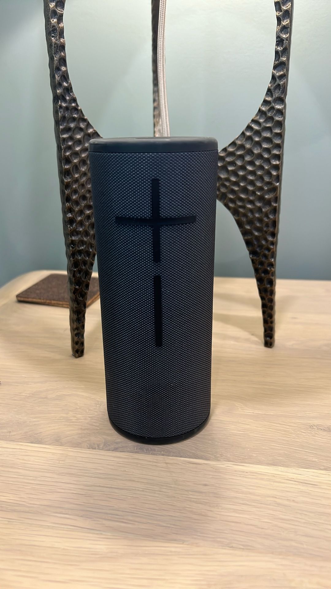 UE Boom Speaker (like new)