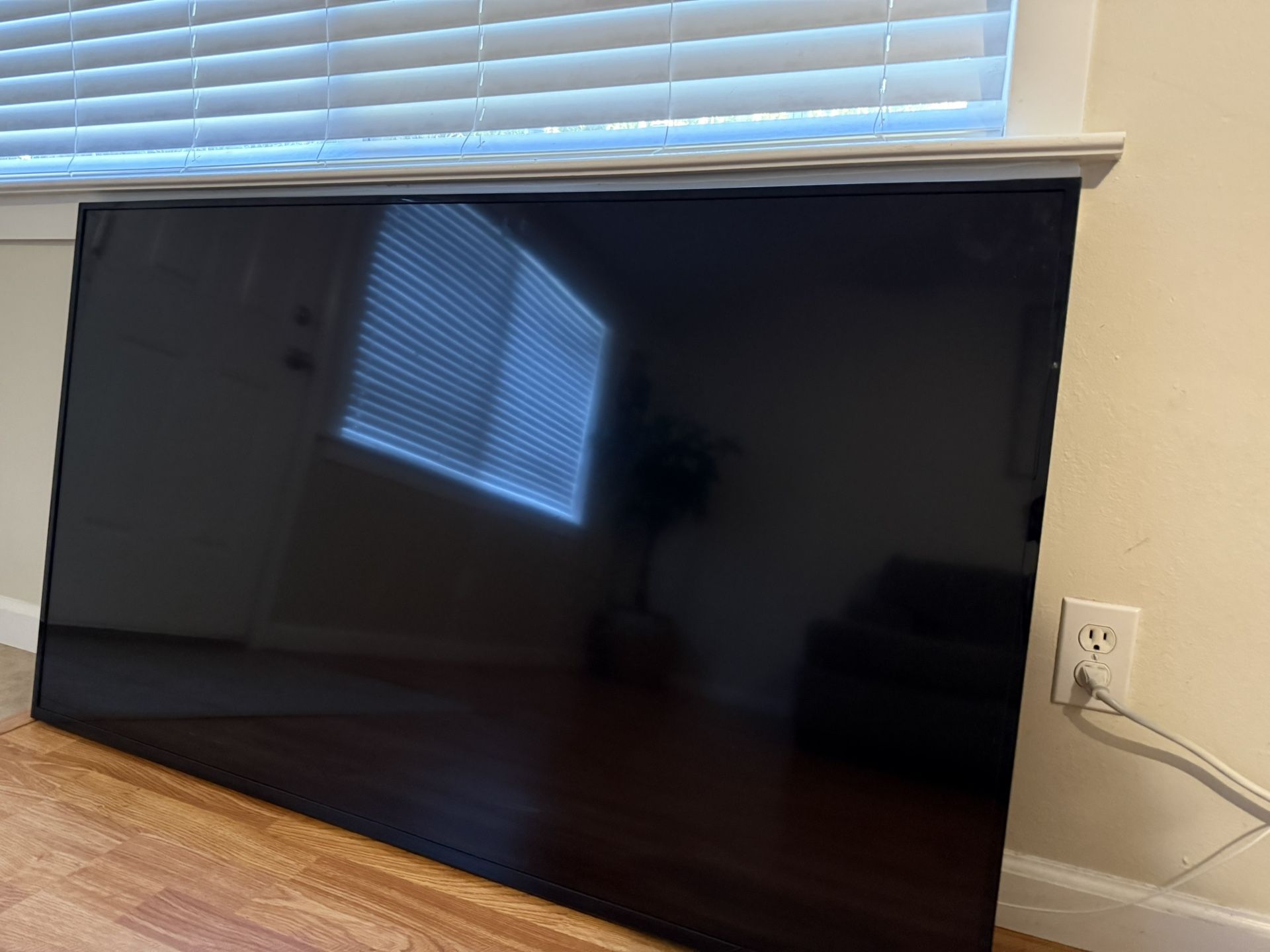 Vizio Tv 60” 2016 Model