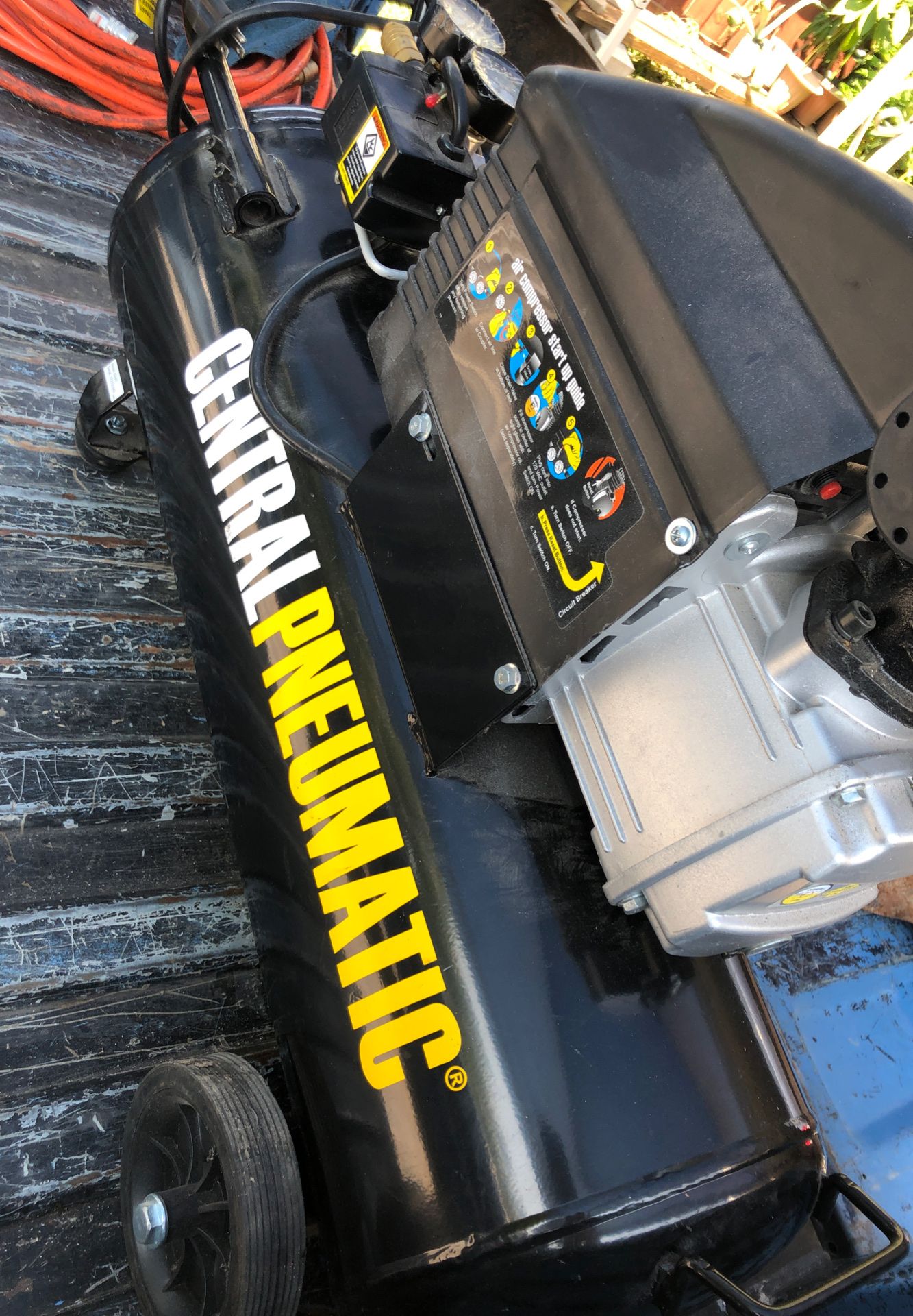 Air compressor