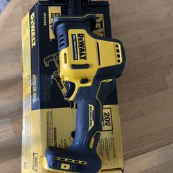 DEWALT ATOMIC 20-Volt MAX Cordless Brushless Compact Reciprocating Saw (Tool-Only)