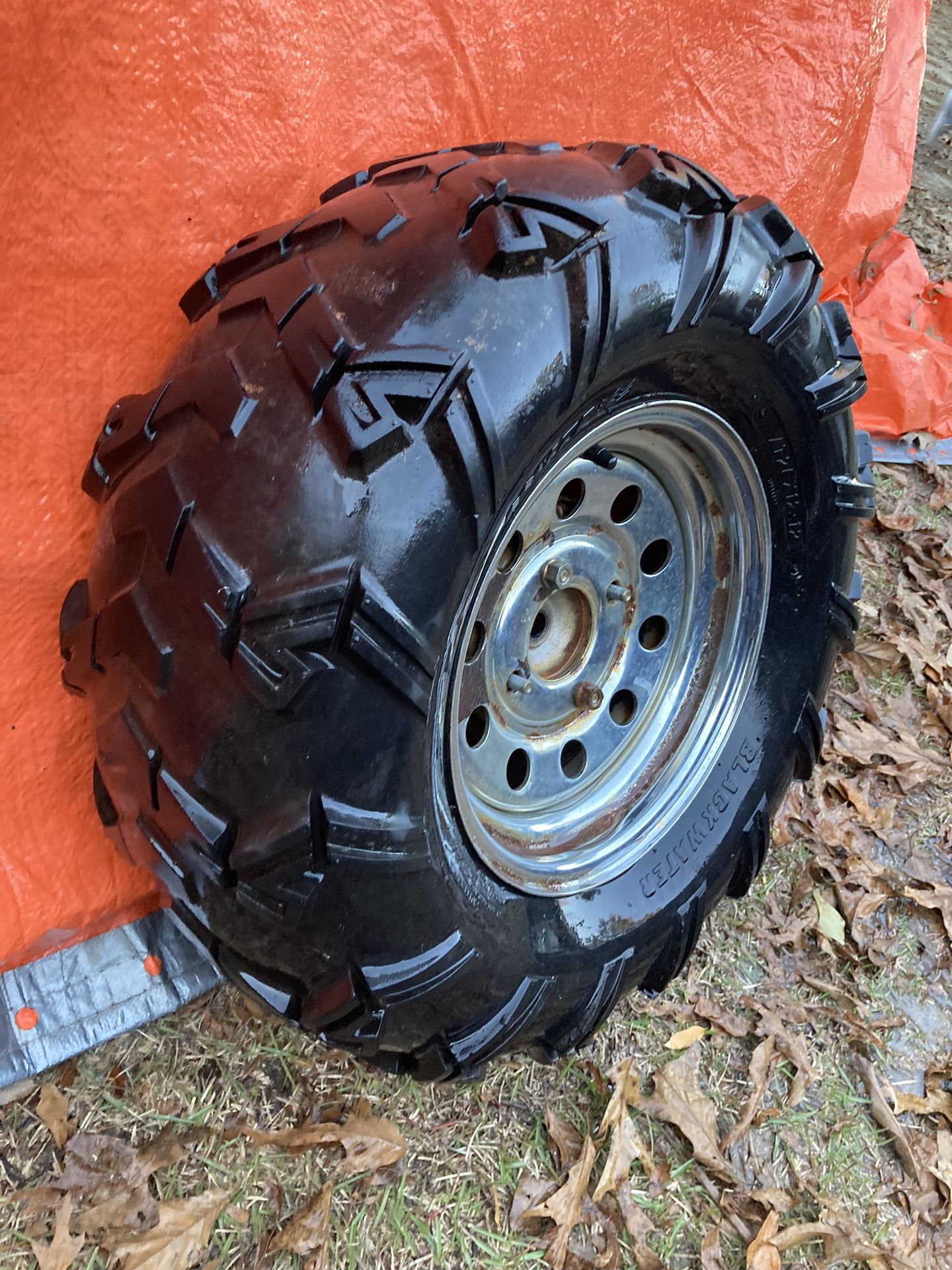 25,12,12 Tire