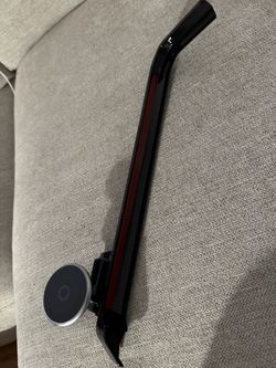 2024 wrangler Sahara wireless charging phone holder