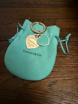 Tiffany & Co. Return to Tiffany Blue Double Heart Key Holder Silver Keychain