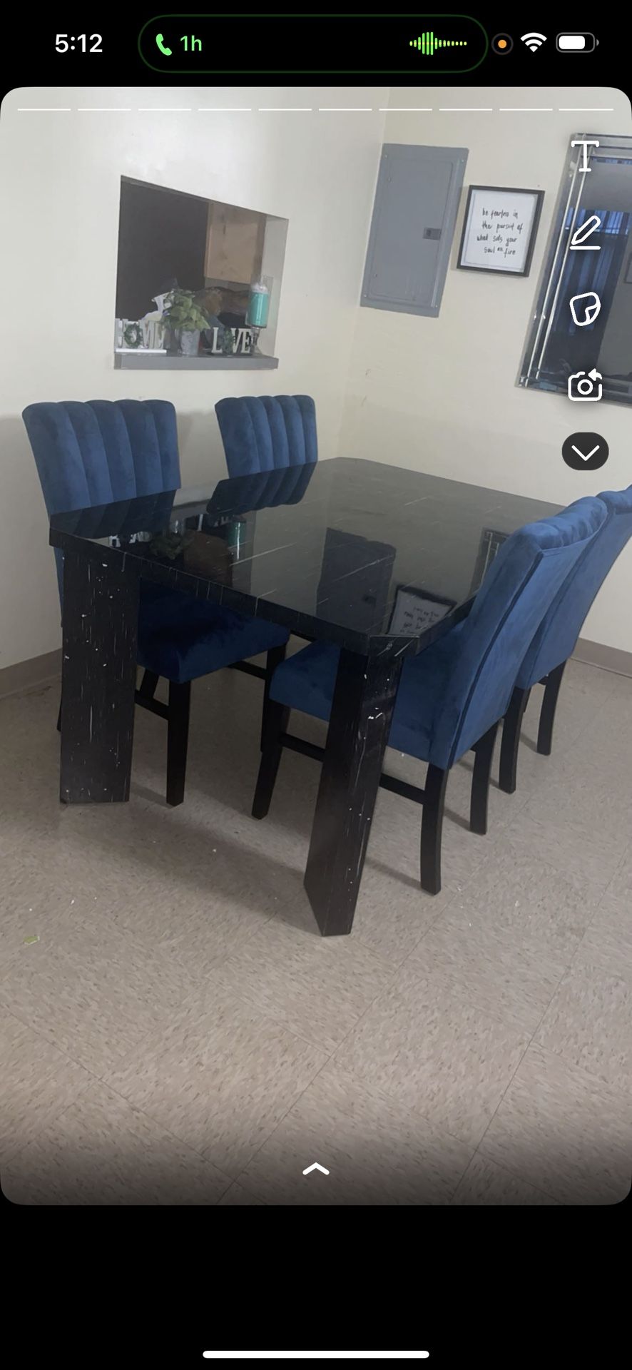 Bellini Dining table Set