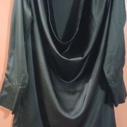 Womens New Size L TOP OR DRESS**