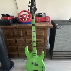 Dean Bass Guitar