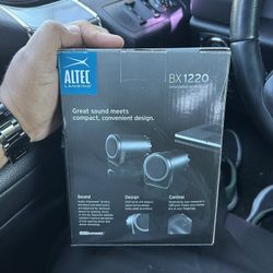 Speakers 