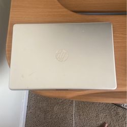 HP Laptop Touchscreen AMD RYZEN 5 