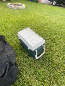 Large Coleman cooler