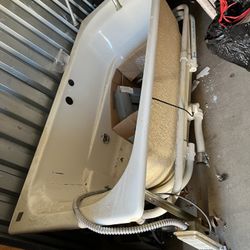 Bathtub With Jacuzzi Jets
