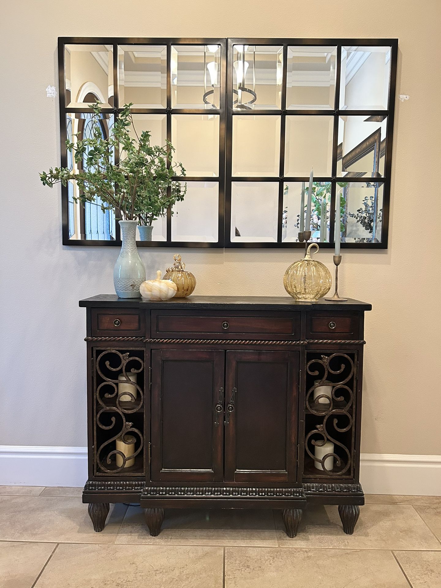 Entryway Cabinet
